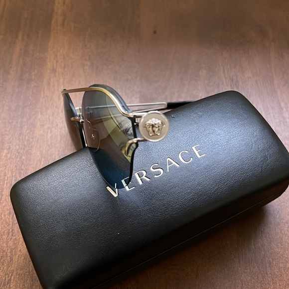 Versace Aviator Mirrored Sunglasses - Picture 4 of 7